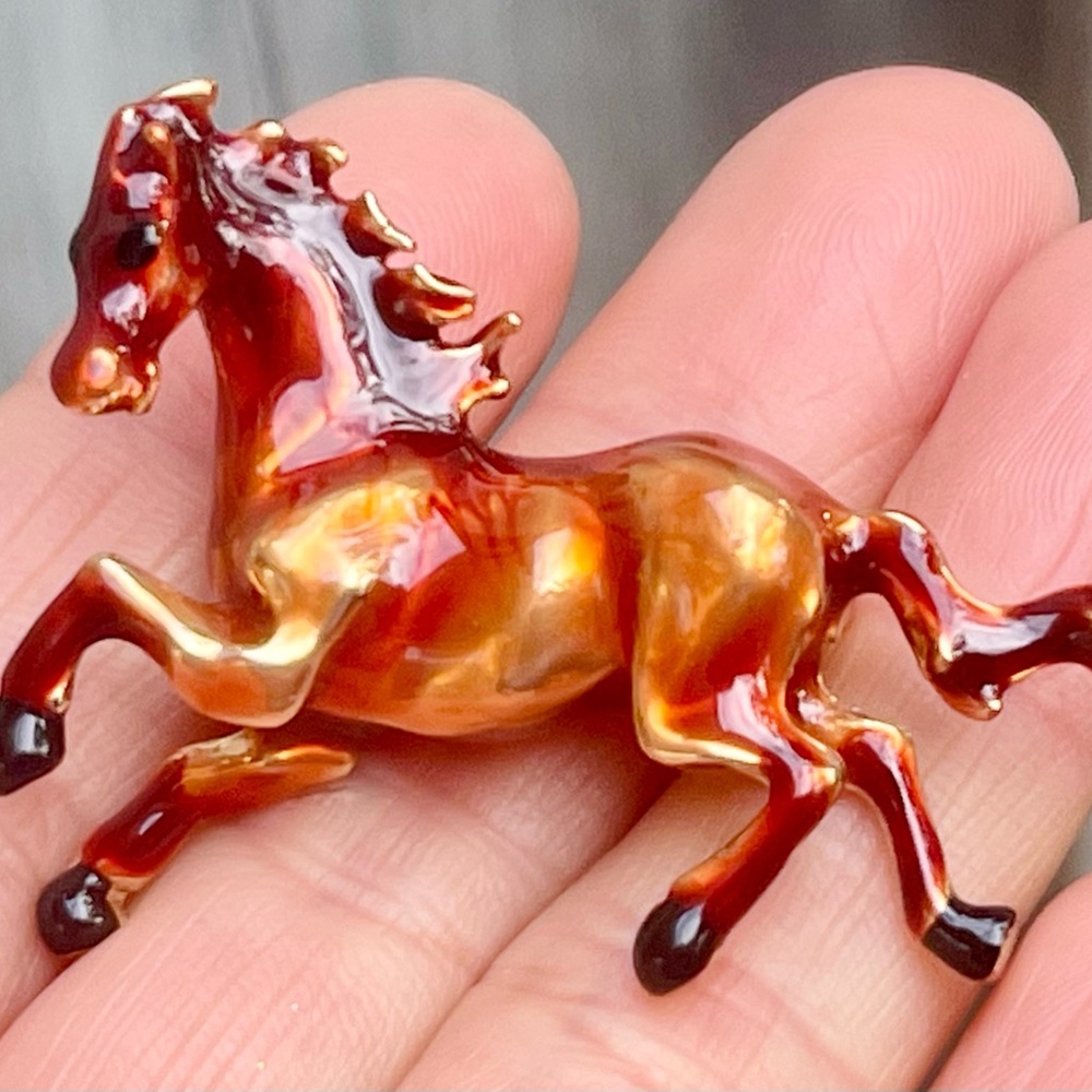 🔥2/$20 Horse brooch pin